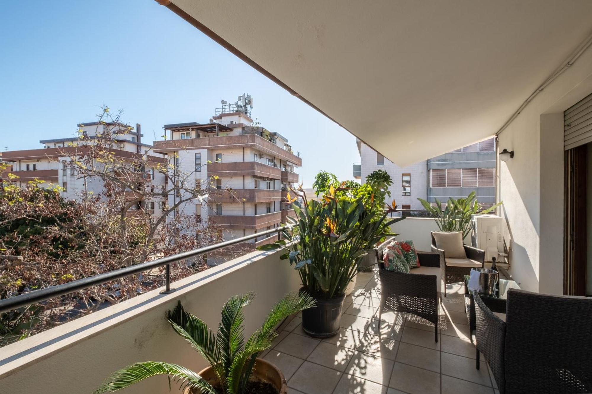 קליארי Elegante Villa Lu' Centro Citta A 10 Minuti Dal Mare מראה חיצוני תמונה